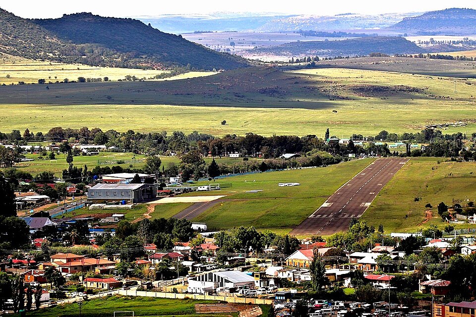 Fayl:Lesotho Defence Airwing.jpg