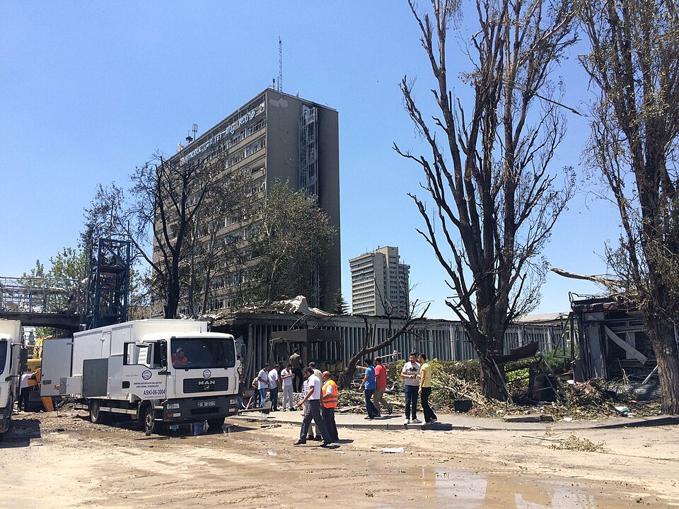 Fayl:FETO attack EGM Building.jpg