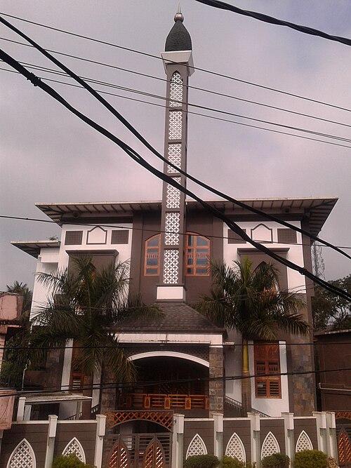 Fayl:Kambalakkad Town Juma Masjid .jpg
