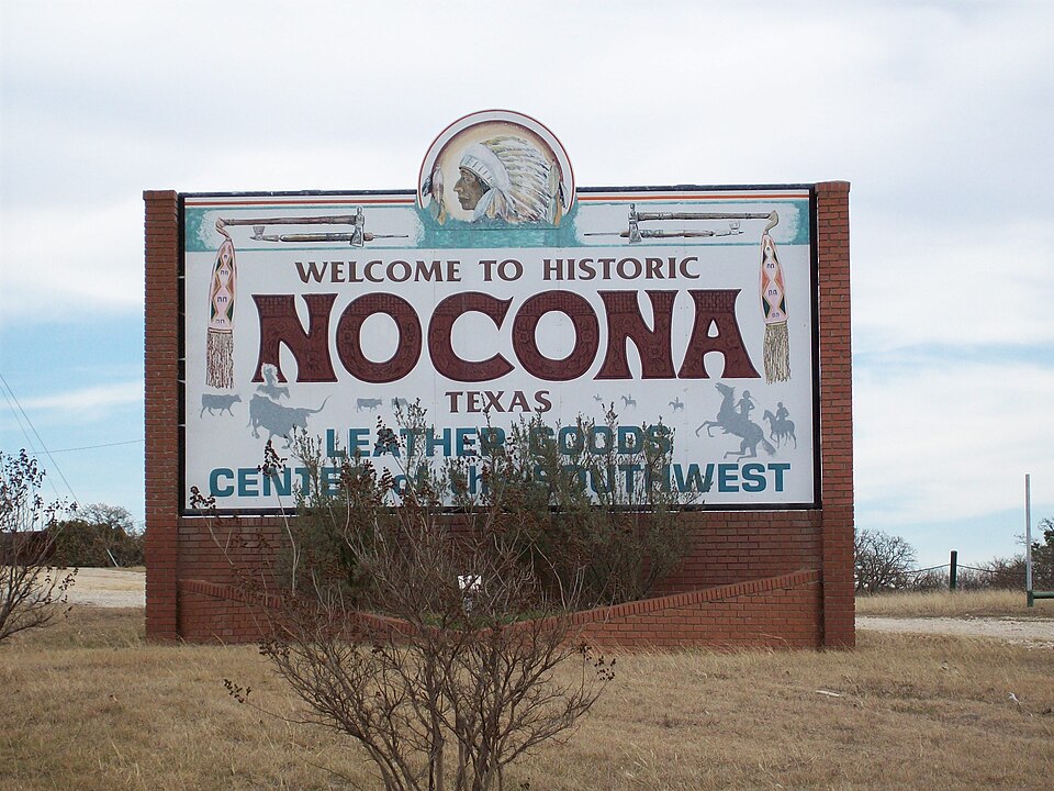 Fayl:Nocona welcome sign.JPG