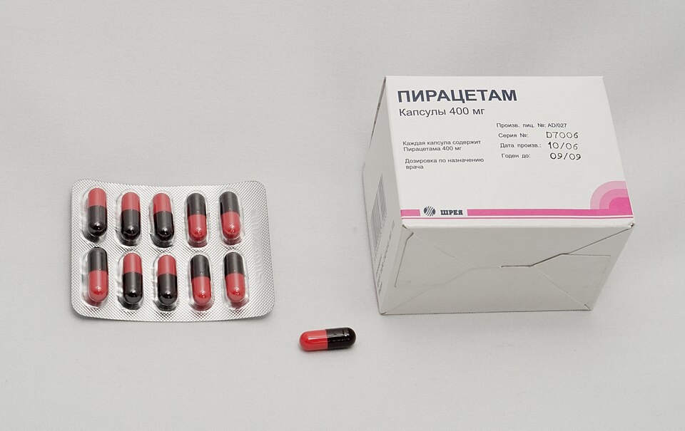 Fayl:Piracetam.jpg