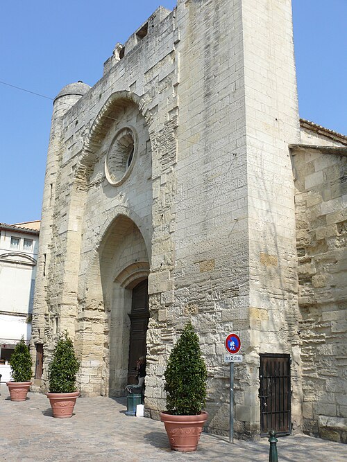 Fayl:Aigues mortes church.jpg