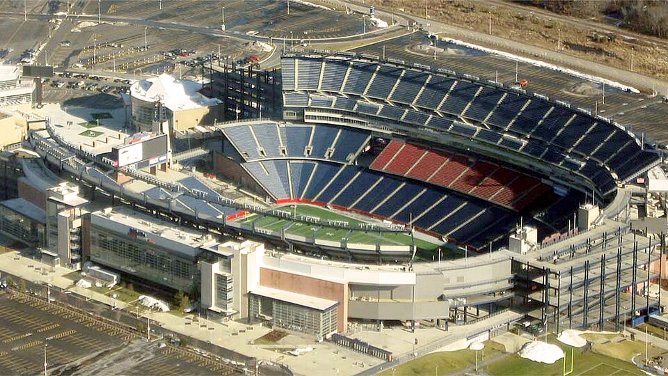 Fayl:Gillette Dec 08.jpg