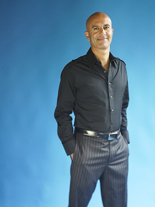 Fayl:Robin Sharma.jpg