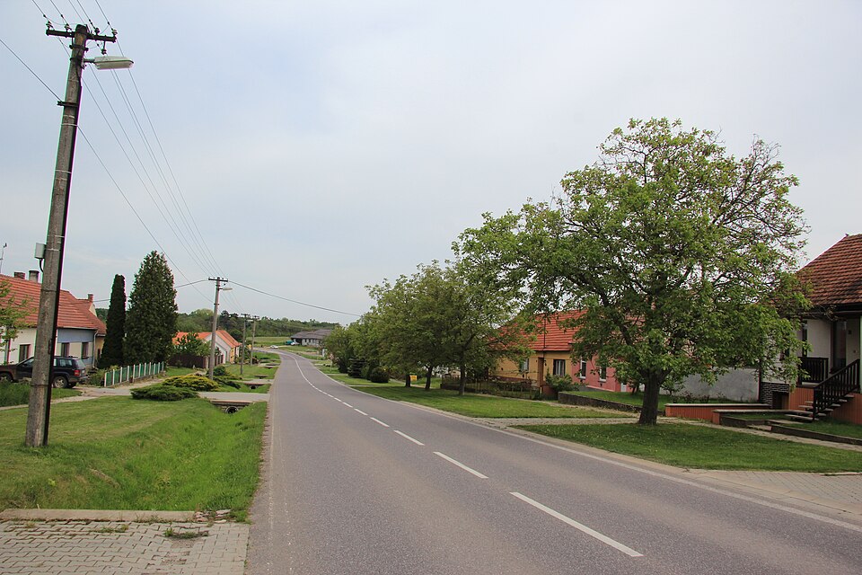 Fayl:Trnové Pole 5725.JPG