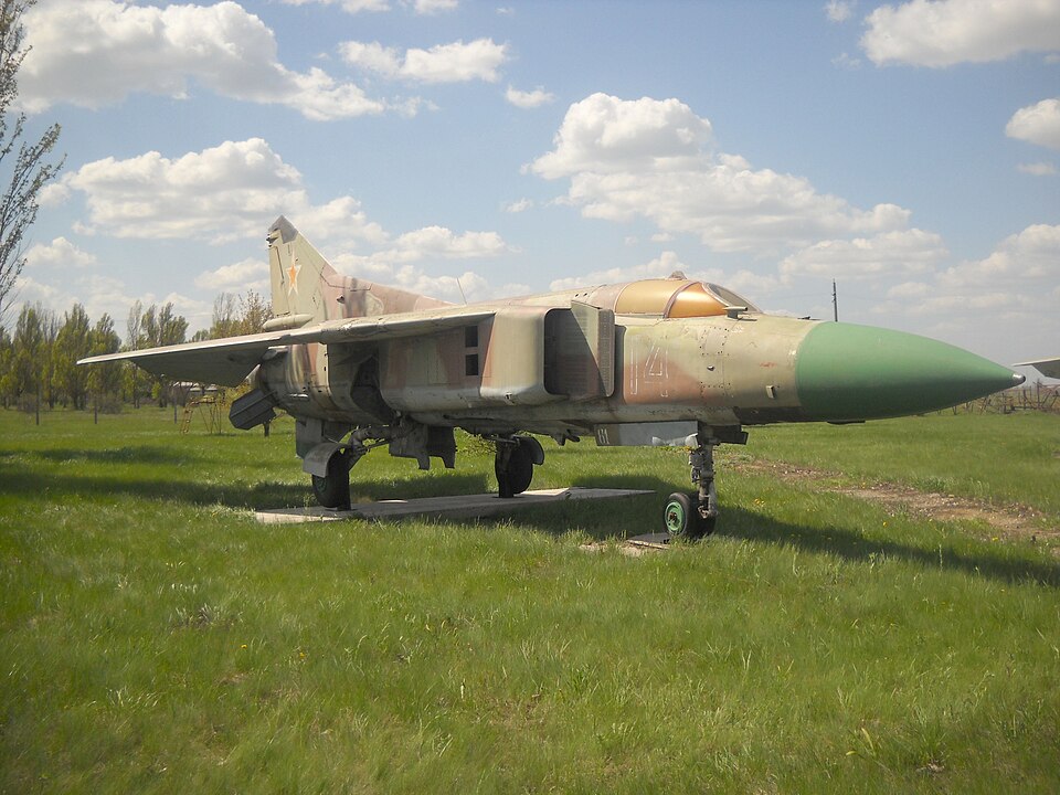 Fayl:MiG 23.jpg