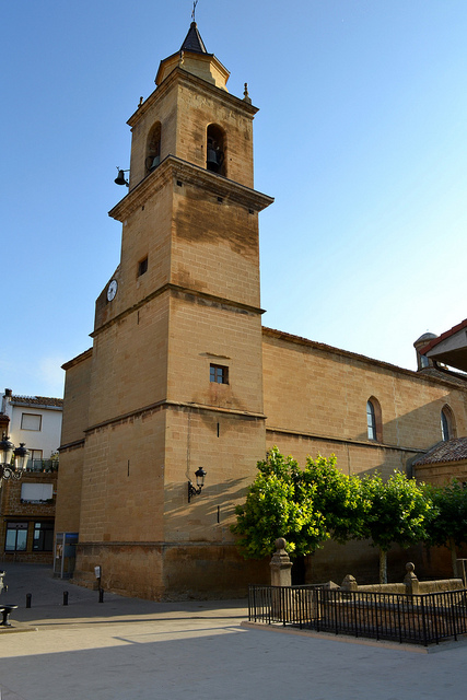 Fayl:Iglesia de Lanciego.jpg