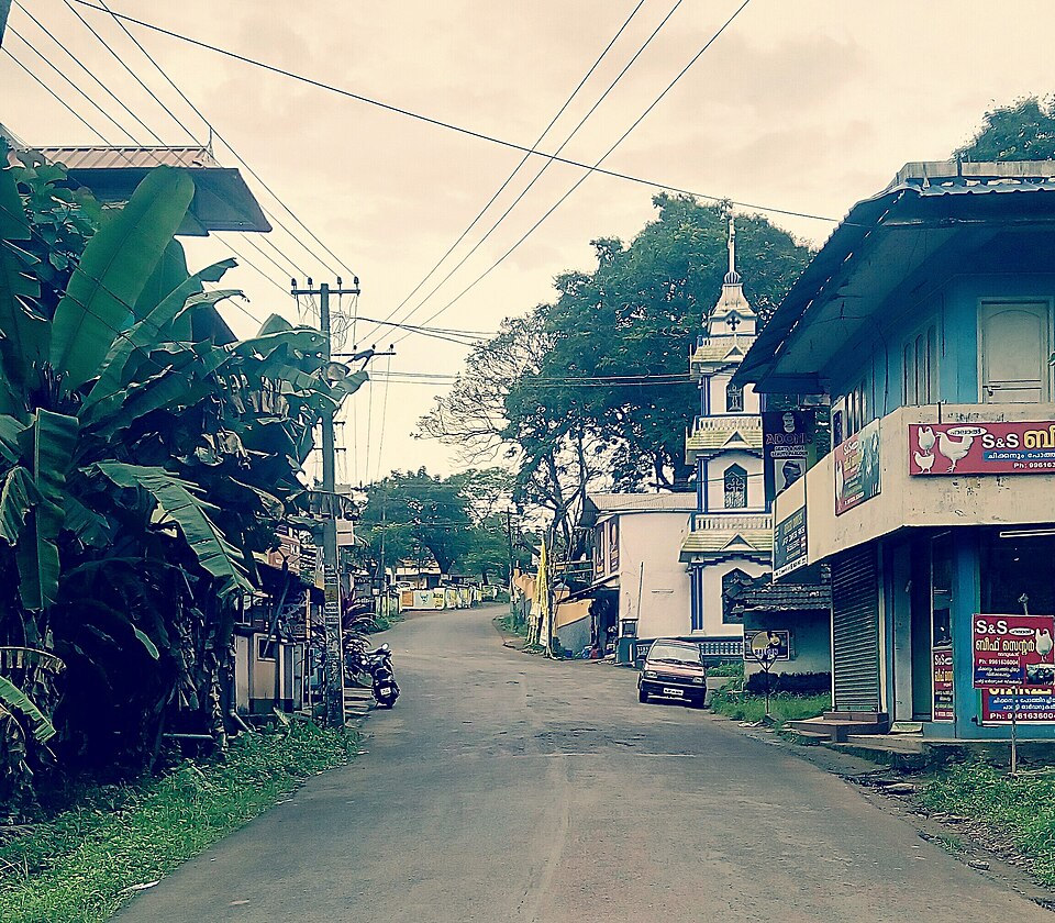 Fayl:Vadavucode junction.jpg