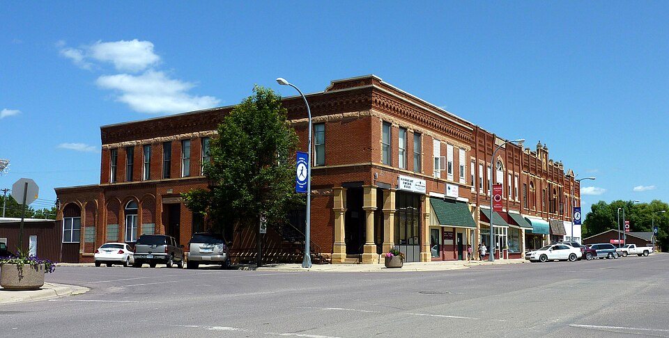 Fayl:2009-0805-MN-Mapleton-MainStHD.jpg