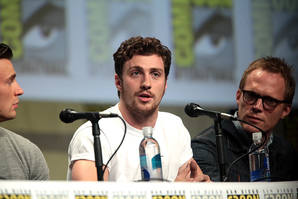 Fayl:Aaron Taylor-Johnson SDCC 2014.jpg