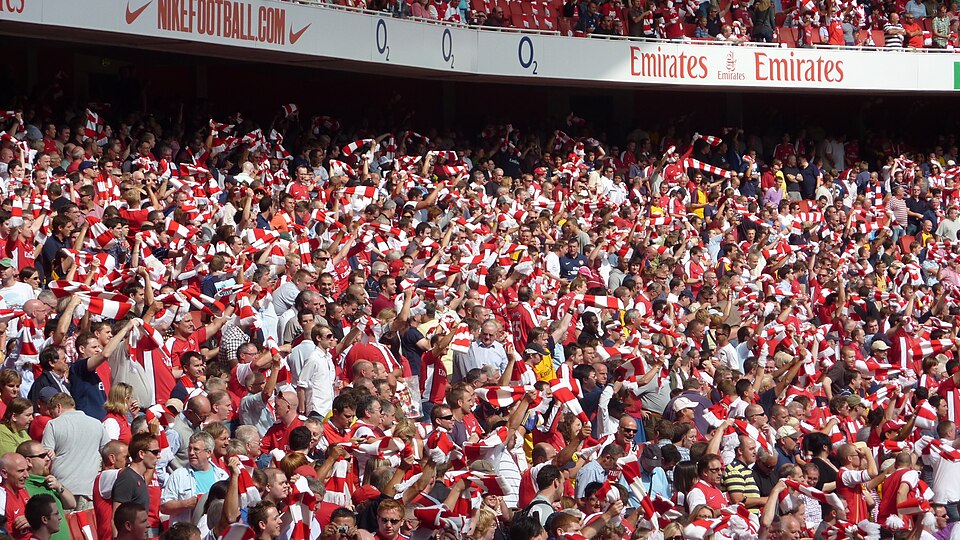 Fayl:Arsenal-Supporters.jpg