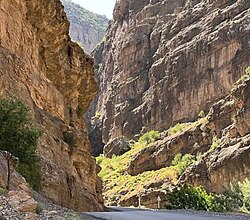 Darband qishlogʻidagi dara