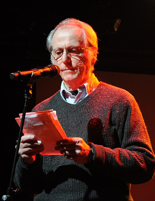 Fayl:Don delillo nyc 02-cropped.jpg