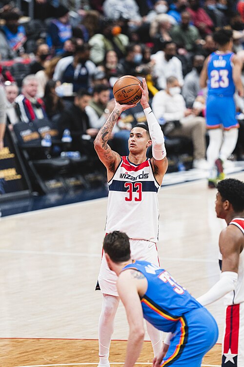Fayl:Kyle Kuzma (51815879993).jpg
