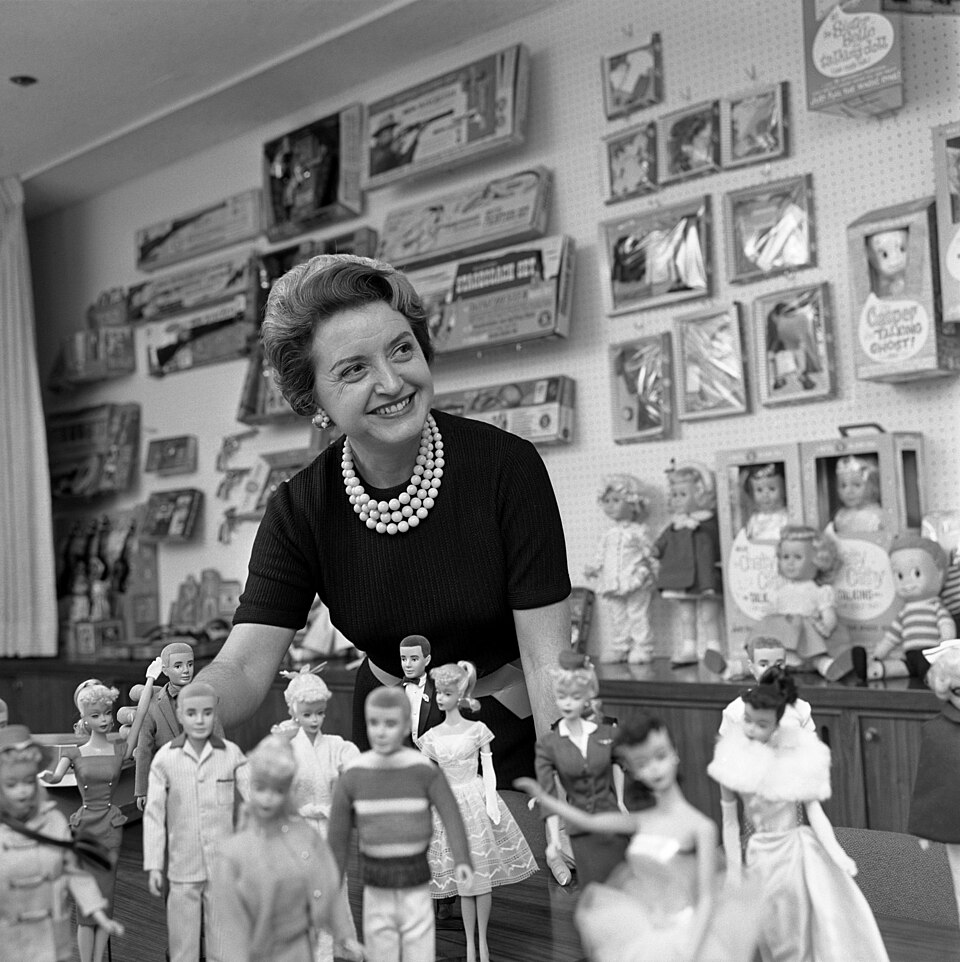 Fayl:Ruth Handler in 1961.jpg