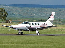 Cessna-303
