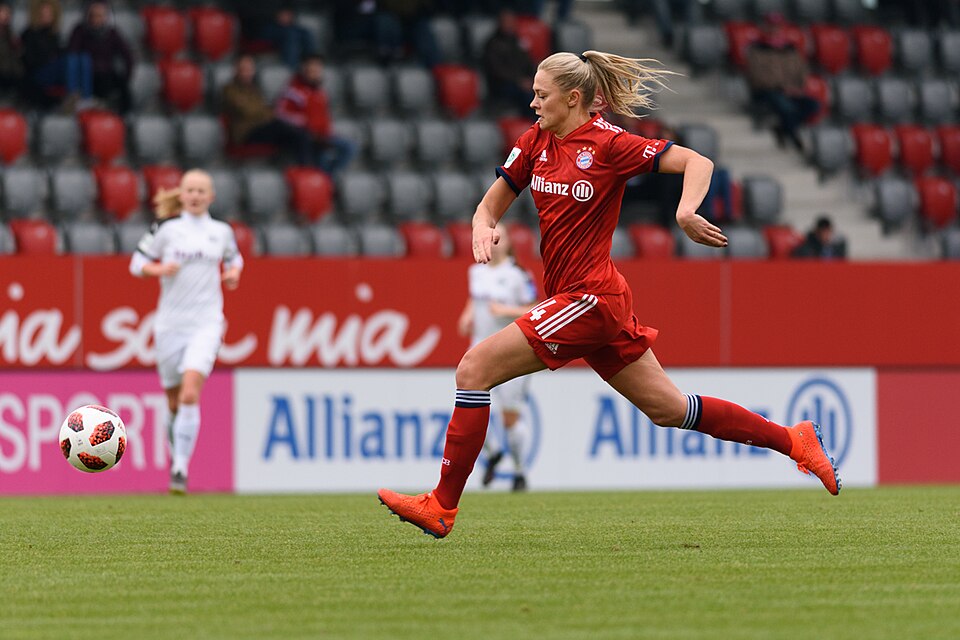 Fayl:Fridolina Rolfö 20190414.jpg