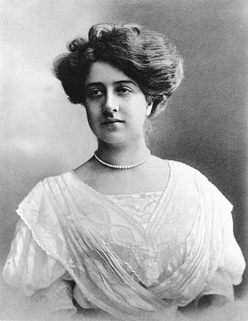 Fayl:Mercedes jellinek adult.jpg