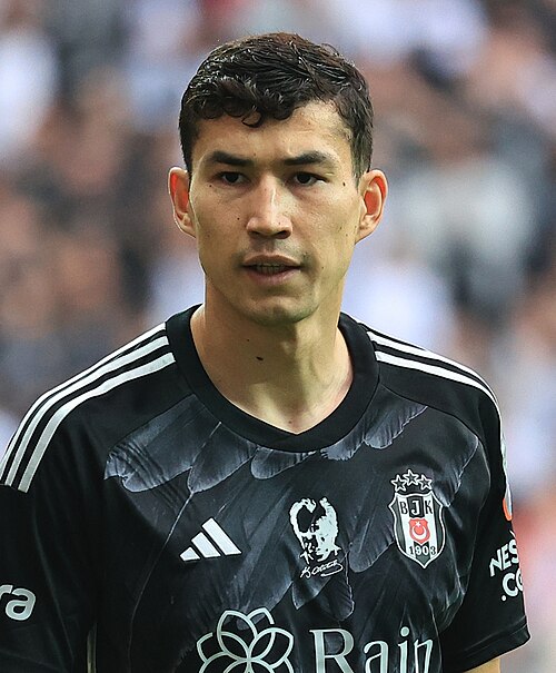 Fayl:Bakhtiyor Zaynutdinov (cropped).jpg