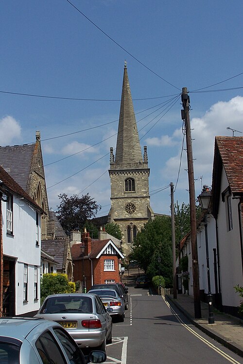 Fayl:Buckingham PeterandPaulParishChurch01.JPG