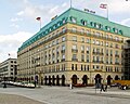 Adlon mehmonxonasi