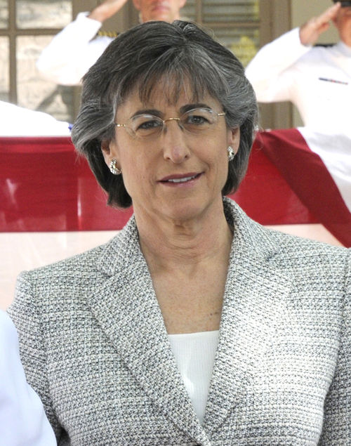 Fayl:Linda Lingle in March 2010.jpg