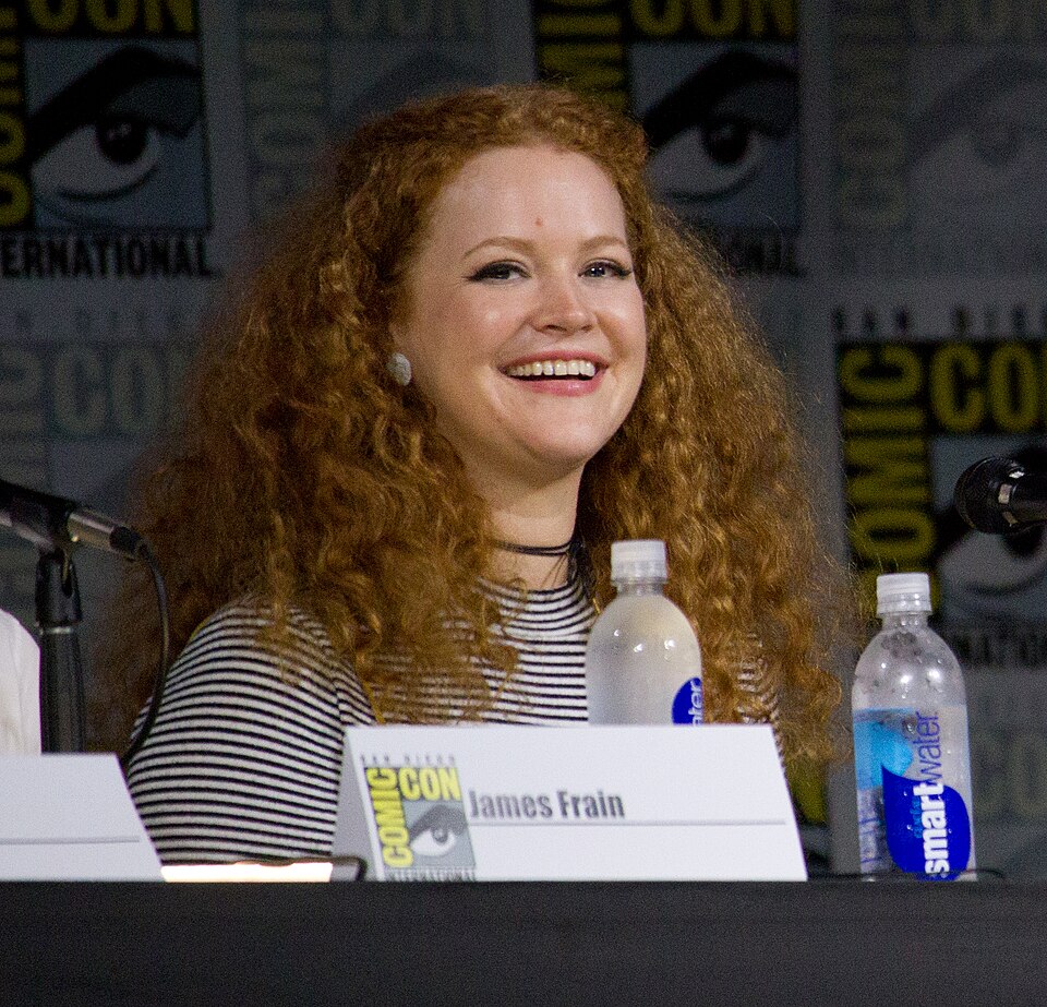 Fayl:Mary Wiseman SDCC 2017.jpg