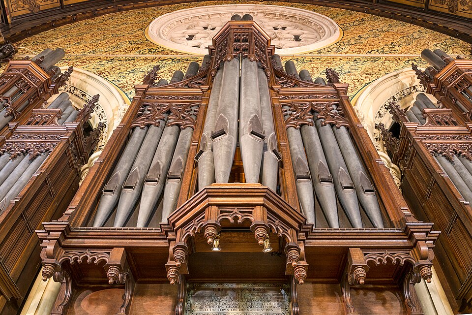 Fayl:Organ at Rochdale Town Hall.jpg