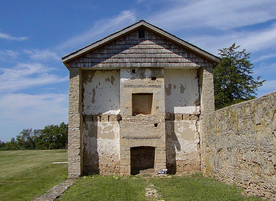 Fayl:Fort Atkinson Iowa.jpg