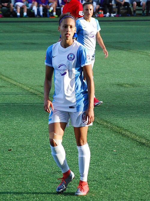 Fayl:Kristen Edmonds 2017.jpg