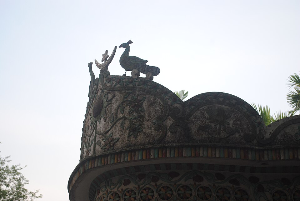 Fayl:বাবা আমির শাহ্ এর রওজা.JPG