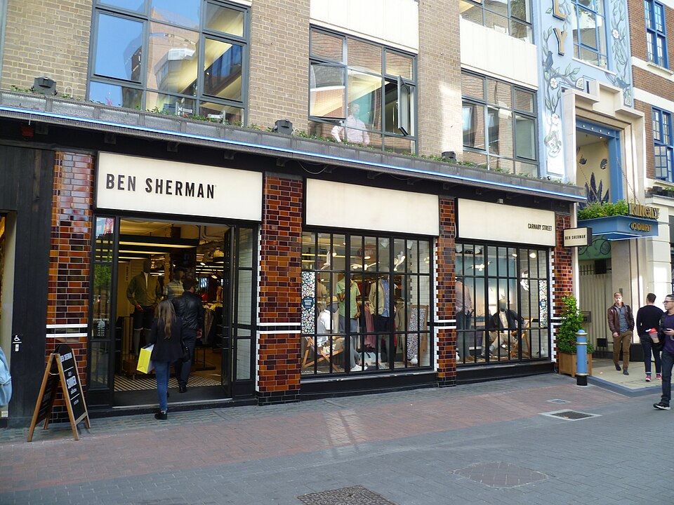 Fayl:50 Carnaby Street.JPG