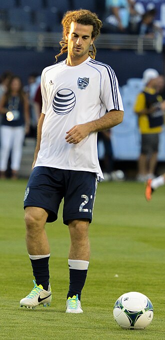 Fayl:Kyle Beckerman MLS AllStar 2013.jpg