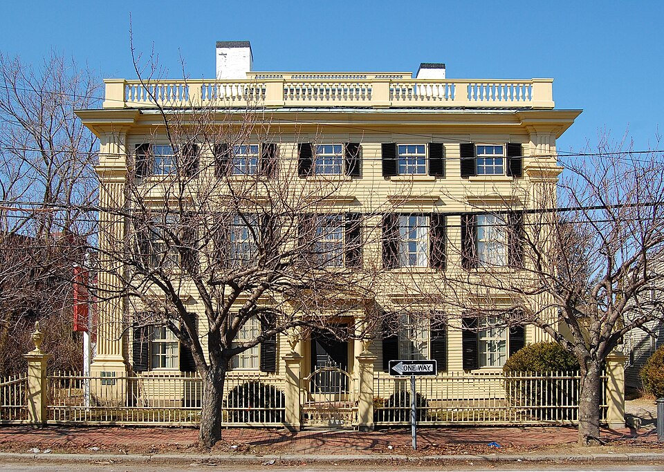Fayl:Peirce-Nichols House.jpg