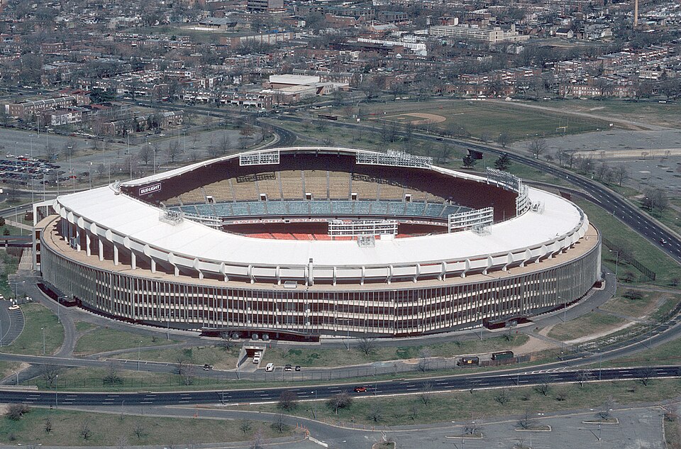 Fayl:RFK Stadium aerial photo, 1988.JPEG