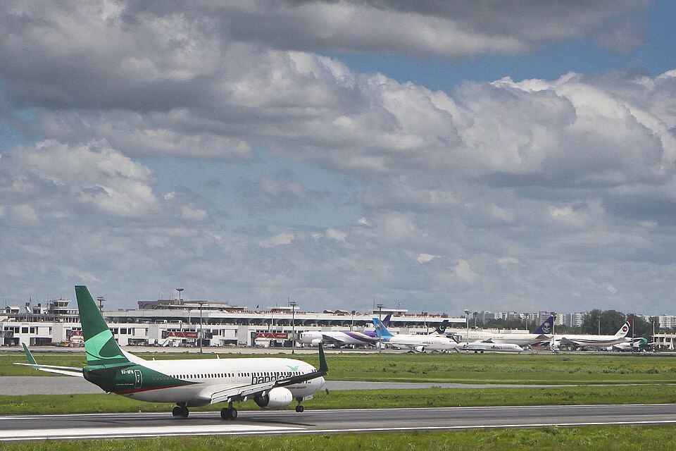 Fayl:Biman Bangladesh Airlines S2-AFM (7850129206).jpg