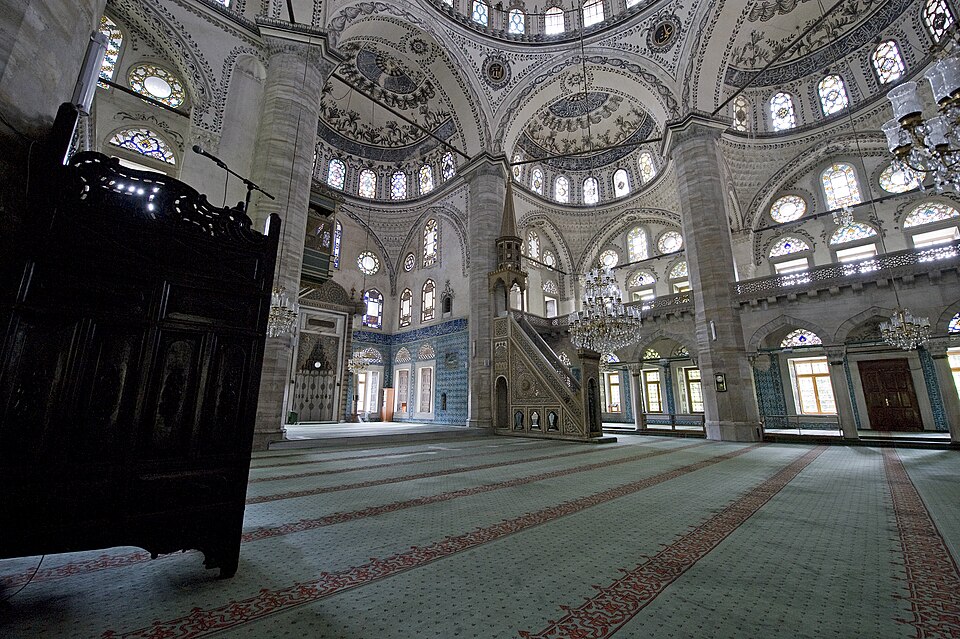 Fayl:Hekimoglu Ali Pasha Mosque 1340.jpg