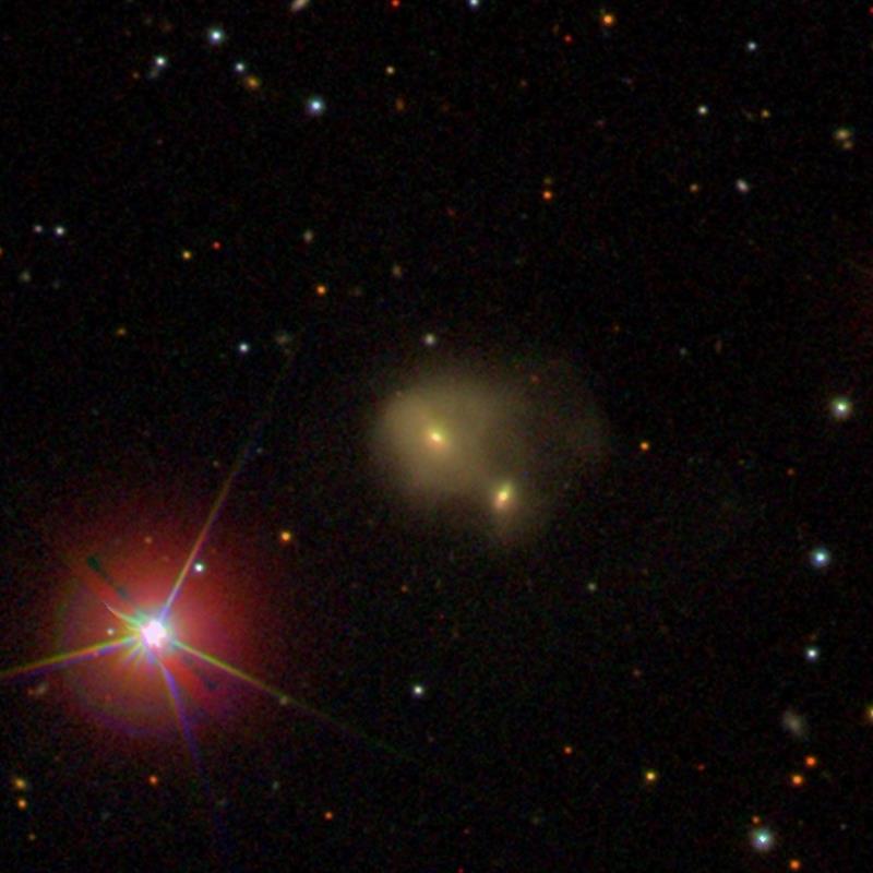 Fayl:IC2213 - SDSS DR14.jpg