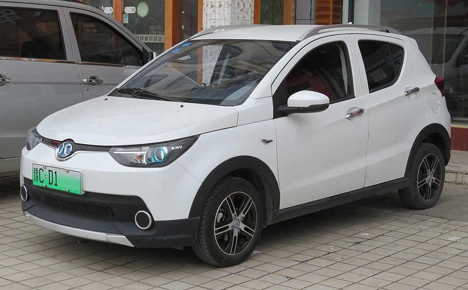 Fayl:BJEV Beijing EC-180, front 8.4.18.jpg