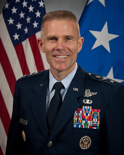 Fayl:LIEUTENANT GENERAL STEVEN L. KWAST.JPG