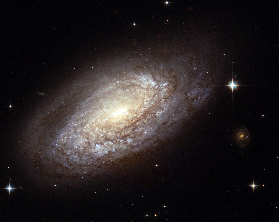 Fayl:NGC 2397 by HST.jpg