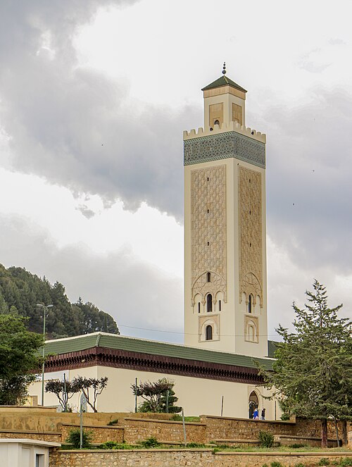 Fayl:Nour Azrou Mosque 1.jpg