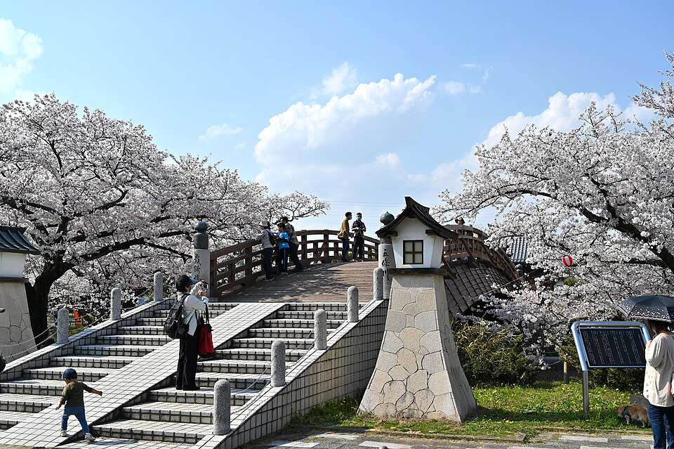 Fayl:Saidan bridge.jpg