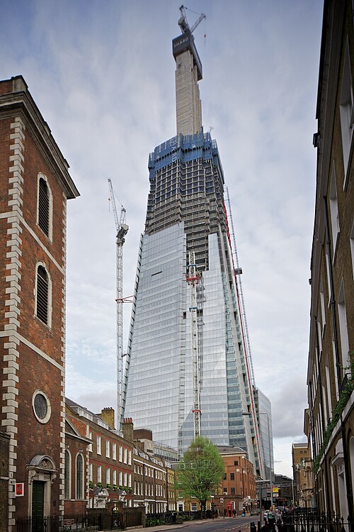 Fayl:Shard London Bridge, April 2011.jpg