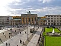 Pariser Platzdagi Brandenburg darvozasi
