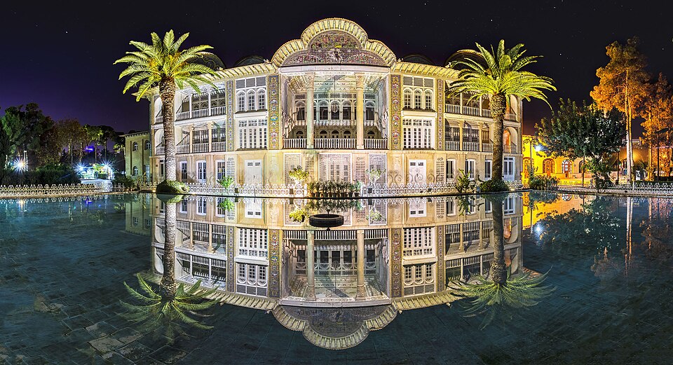Fayl:Bagh Eram Shiraz.jpg