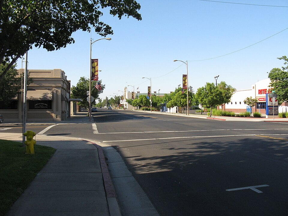 Fayl:Livingston, California.JPG