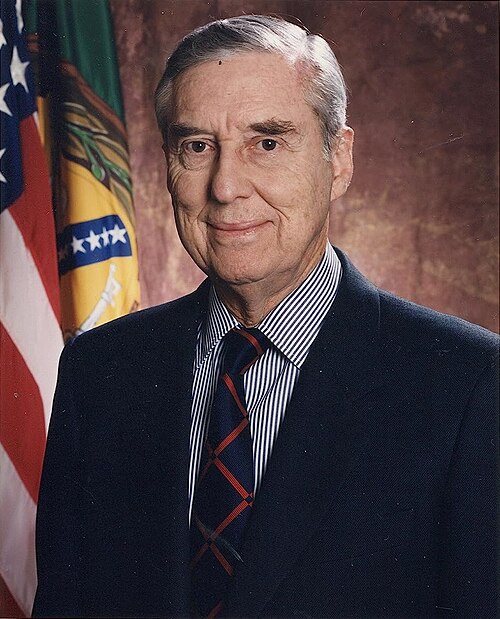 Fayl:LloydBentsen.jpg