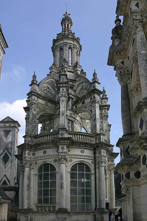 Fayl:Château de Chambord-164-zentraler Treppenturm-2008-gje.jpg