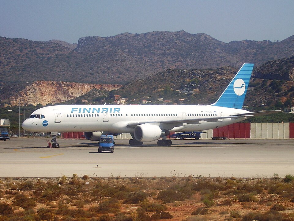 Fayl:Finnair B757.jpg